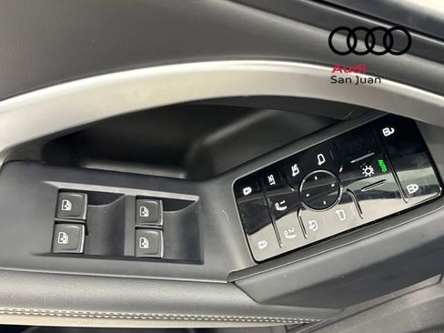 Certified 2025 Audi Q5 2.0T Premium w/ Convenience Package image 32