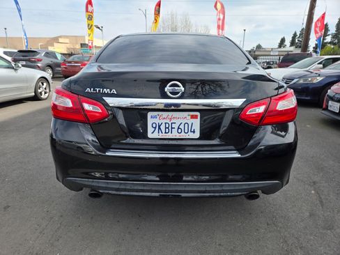 Used 2017 Nissan Altima 2.5 S w/ Power Driver Seat Package image 3