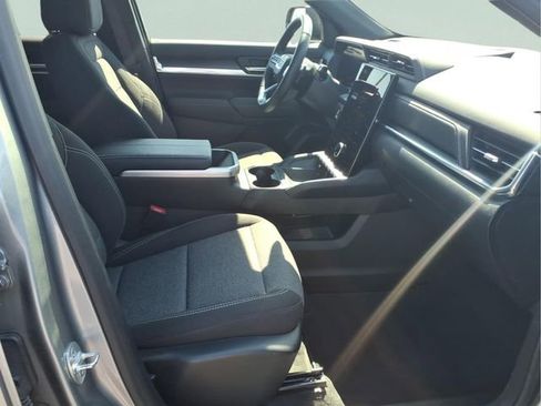 Used 2026 GMC Terrain Elevation image 23