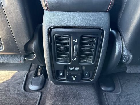 Used 2018 Dodge Durango R/T AWD/4WD image 27