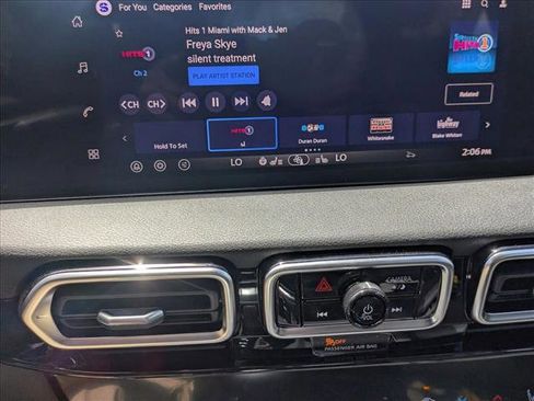 New 2026 Nissan Sentra SR FWD image 10