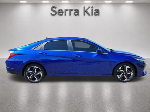 Used 2023 Hyundai Elantra Limited FWD image 7
