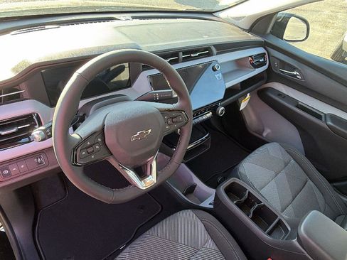 New 2027 Chevrolet Bolt LT w/ Comfort Package image 17