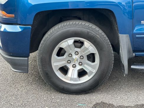 Used 2018 Chevrolet Silverado 1500 LT w/ All Star Edition AWD/4WD image 24