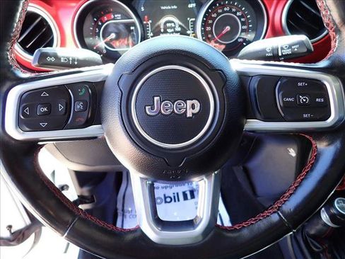 Used 2021 Jeep Gladiator Rubicon AWD/4WD image 15