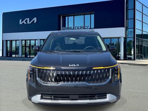New 2026 Kia Carnival LXS image 8
