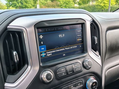 Used 2021 GMC Sierra 1500 SLT AWD/4WD image 29