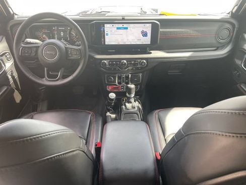 Certified 2025 Jeep Wrangler Unlimited Rubicon AWD/4WD image 20