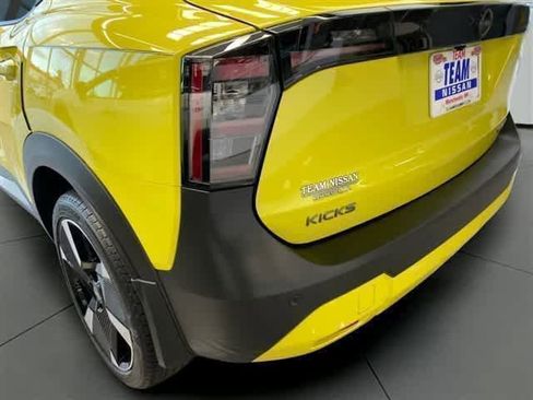 New 2025 Nissan Kicks SR image 61