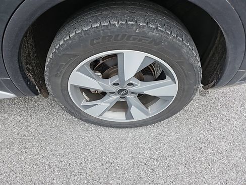 Used 2022 Audi Q5 2.0T Premium image 12