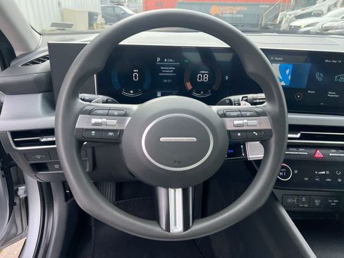 Used 2025 Hyundai Sonata SEL FWD image 14