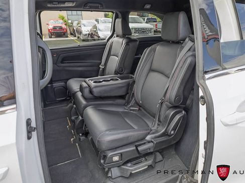 Used 2024 Honda Odyssey Sport image 37