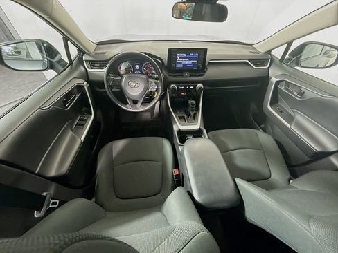 Certified 2021 Toyota RAV4 LE image 21