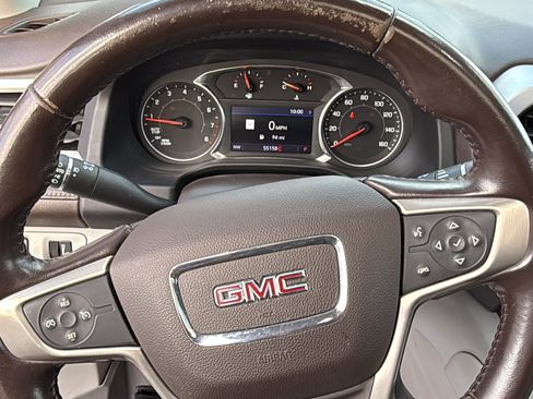 Used 2020 GMC Acadia SLT image 9