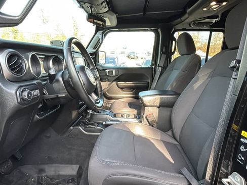 Used 2022 Jeep Wrangler Unlimited Sport image 22