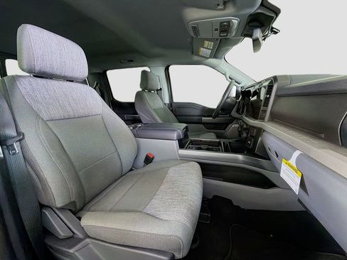 New 2026 Ford F250 XLT w/ XLT Premium Package AWD/4WD image 30