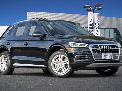 Used 2018 Audi Q5 2.0T Premium Plus w/ Premium Plus Package image 1