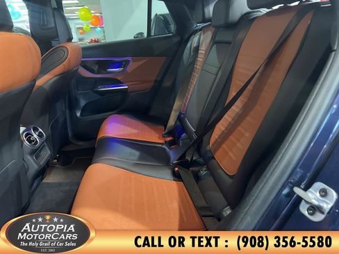 Used 2024 Mercedes-Benz GLC 300 4MATIC image 16