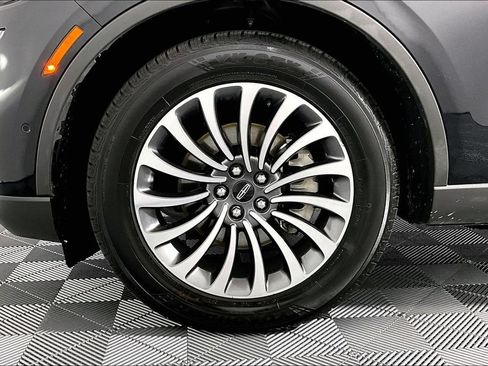 Used 2021 Lincoln Aviator Reserve w/ Equipment Group 201A RWD image 8