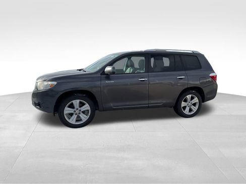 Used 2010 Toyota Highlander Limited image 9