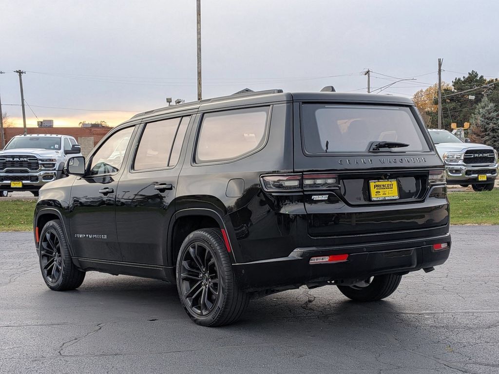 Used 2024 Jeep Grand Wagoneer Series III w/ Rear Seat Video Group 1 AWD/4WD image 5