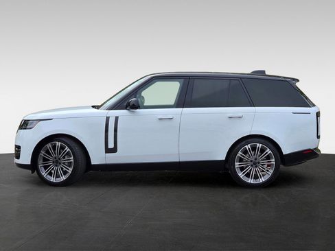 New 2026 Land Rover Range Rover SE AWD/4WD image 3