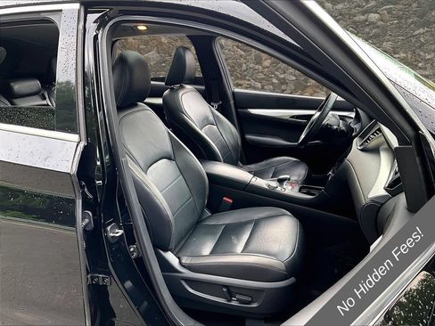 Used 2019 INFINITI QX50 Essential w/ Premium Heat Package AWD/4WD image 6