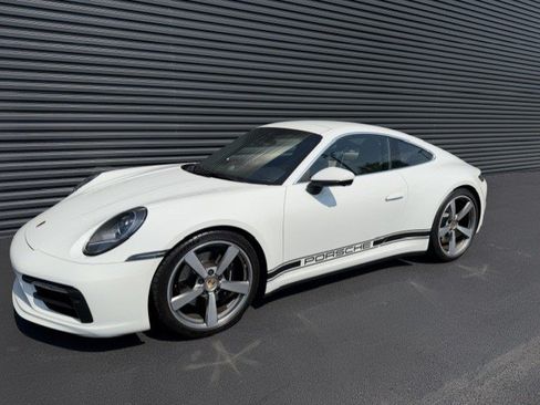 Certified 2024 Porsche 911 Carrera S RWD image 1
