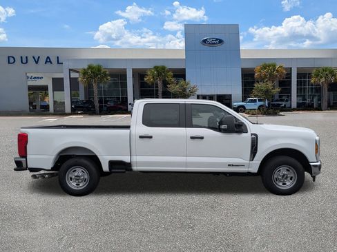 New 2025 Ford F250 XL w/ XL Chrome Package image 2