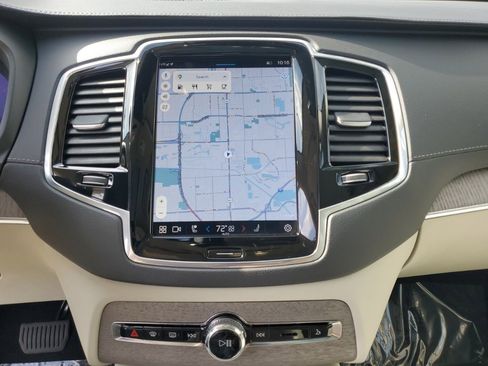 Certified 2024 Volvo XC90 B6 Ultimate w/ Protection Package Premier image 23