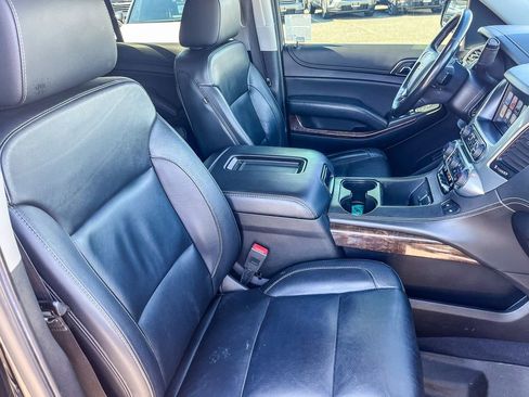 Used 2019 Chevrolet Tahoe LT image 39