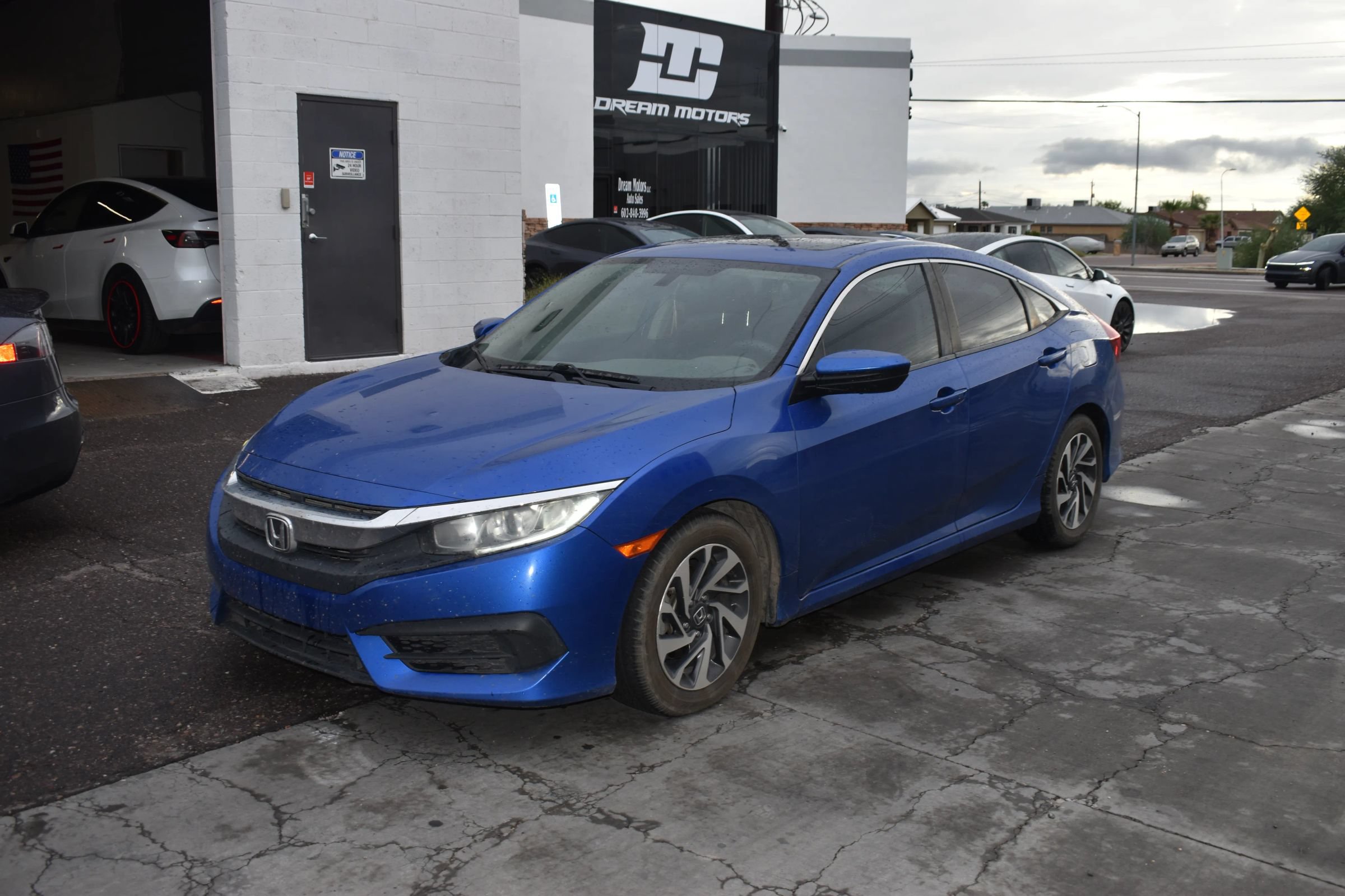 Used 2017 Honda Civic EX image 2