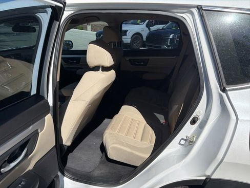 Used 2019 Honda CR-V LX image 9