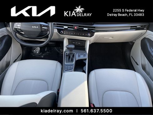 Used 2026 Kia Sportage EX w/ EX Panorama Roof Package image 11