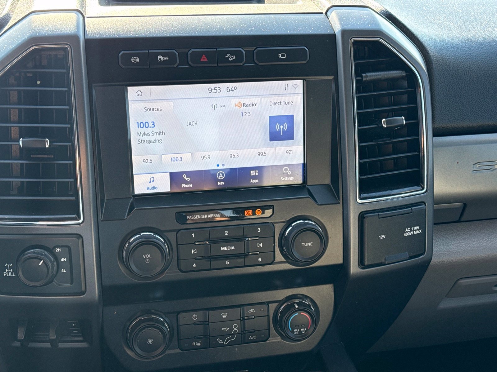 Used 2022 Ford F250 XLT w/ Black Appearance Package AWD/4WD image 17