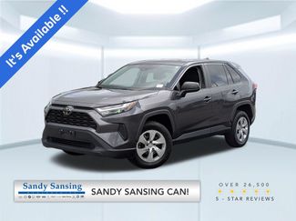Used 2023 Toyota RAV4 LE AWD/4WD video 1