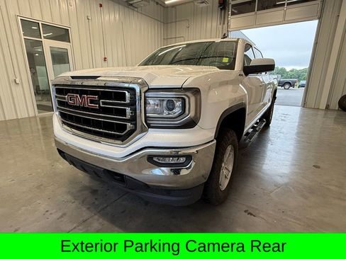 Used 2018 GMC Sierra 1500 SLE w/ SLE Fleet Preferred Package AWD/4WD image 9