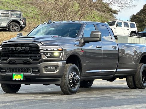 New 2026 RAM 3500 Laramie image 9