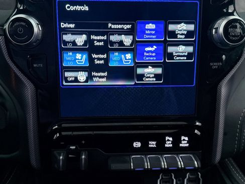 Used 2021 RAM 2500 Limited image 30