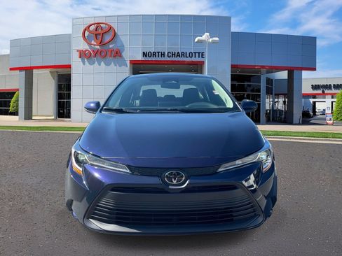 Used 2026 Toyota Corolla LE FWD image 2