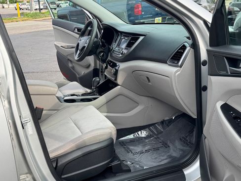Used 2016 Hyundai Tucson SE FWD image 18