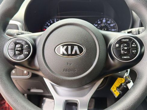 Used 2021 Kia Soul LX FWD image 16
