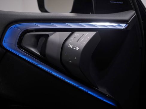 Used 2025 BMW X3 M50 w/ Premium Package image 11