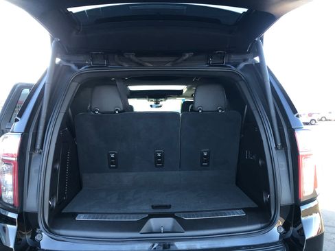 Used 2021 Chevrolet Tahoe High Country w/ Premium Package image 40