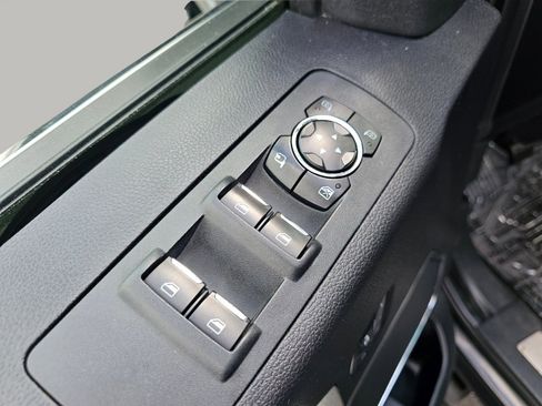 Used 2015 Ford F150 Platinum w/ Technology Package image 30