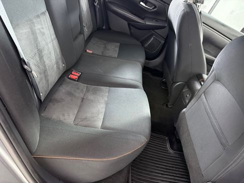 Used 2022 Nissan Sentra SR w/ Electronics Package FWD image 16