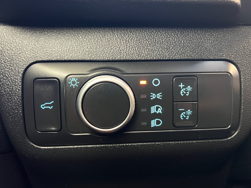 Used 2022 Ford Escape SE w/ Convenience Package FWD image 25
