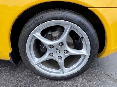 Used 2003 Porsche Boxster RWD image 29