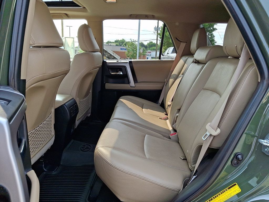 Used 2022 Toyota 4Runner Limited AWD/4WD image 10