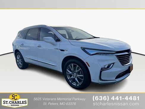 Used 2022 Buick Enclave Premium image 1